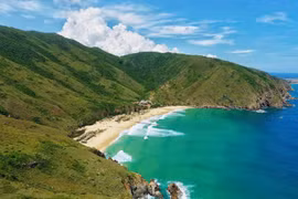 Mở cửa du lịch là cấp thiết phải làm