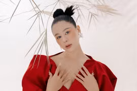 Nam Thư khoe nhan sắc quyến rũ tuổi 35