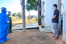 Gia Lai: Tổng số trẻ em từ 12-17 tuổi đã tiêm vắc xin mũi 1 đạt tỷ lệ 100,12%, mũi 2 đạt tỷ lệ 85,06%