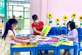 Học sinh Pleiku phấn khởi đến trường