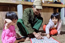 Gia đình hiếu học ở làng Brang-Đak-Kliết