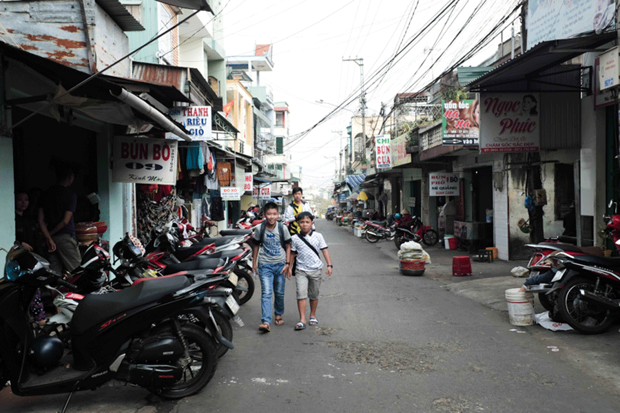 Chuyện xóm chợ Nhỏ