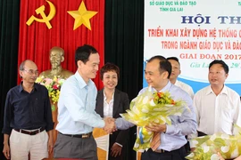 Triển khai hệ thống giáo dục thông minh