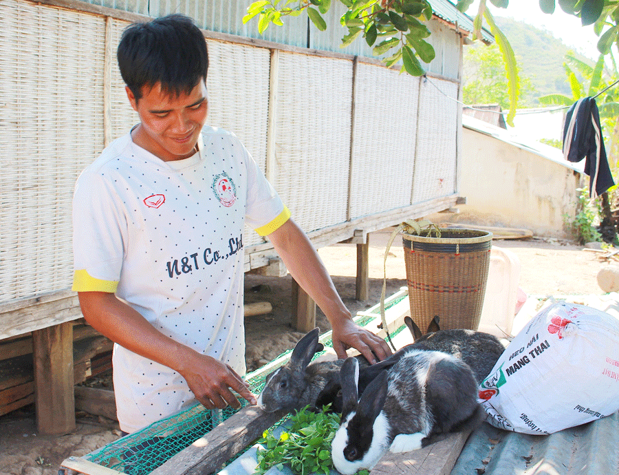 Bí thư chi đoàn "làm trước, nói sau"