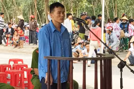 Tử hình kẻ sàm sỡ, đâm chết cô gái tại quán cà phê