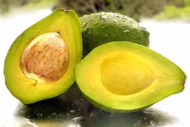 Top những loại quả giúp tăng "vòng 1" cho chị em