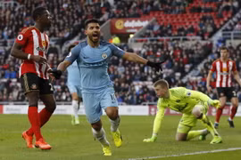 Aguero "nổ súng", M.C thắng dễ Sunderland