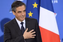 Bầu cử Pháp: Người ủng hộ lũ lượt rời bỏ Francois Fillon