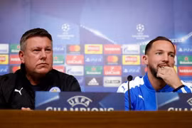 Leicester tiếp tục mơ với HLV Shakespeare