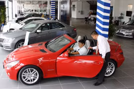 Xe giá rẻ Thái, Indo ồ ạt sang Việt Nam: 2018 đại hạ giá ô tô