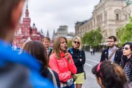 Đi du lịch bụi cũng nên tìm hướng dẫn viên