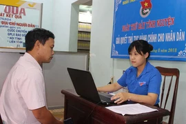 Đoàn viên thanh niên tích cực tham gia cải cách hành chính