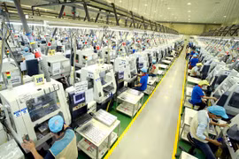 Xác định những giải pháp đẩy mạnh cơ cấu lại nền kinh tế Việt Nam