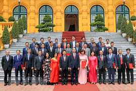 Trao Quyết định của Chủ tịch nước bổ nhiệm Đại sứ nhiệm kỳ 2018-2021