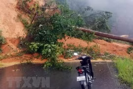 Đã thông tuyến quốc lộ 18B nối cửa khẩu quốc tế Bờ Y với Lào