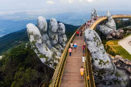 Cầu Vàng lọt top ảnh đẹp du lịch thế giới của CNN