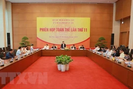 Kiên quyết trong việc giao biên chế cho địa phương, bộ, ngành