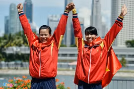 Đội rowing giải cơn khát vàng cho Đoàn Việt Nam tại ASIAD 18