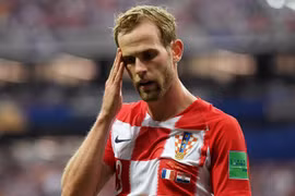 Á quân World Cup 2018 từ giã bóng đá vì… bệnh hiểm nghèo?