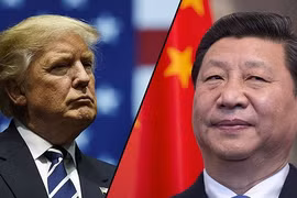 Cứng rắn với Trung Quốc, Tổng thống Donald Trump đang tính nước cờ gì?