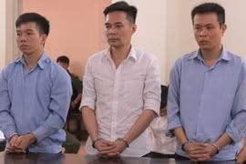 Cựu cán bộ hải quan vào tù vì lấy tang vật phạm pháp đem bán