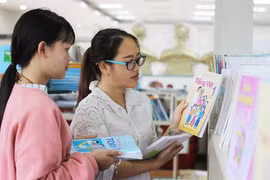 Khan hiếm sách giáo khoa đầu cấp