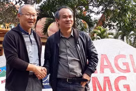 Quang Hải-Công Phượng thăng hoa,Bầu Đức-Bầu Hiển lầm lũi lo ngàn tỷ