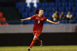 Quả bóng Vàng nữ Việt Nam: Tôn vinh đội trưởng mẫu mực Huỳnh Như