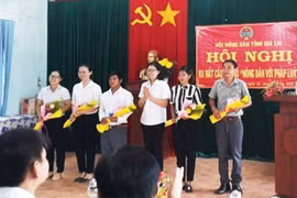 Gia Lai: Ra mắt Câu lạc bộ "Nông dân với pháp luật"