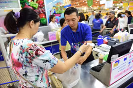 Chuyển đổi thẻ chip: Thừa quyết tâm, thiếu thời gian