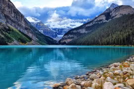 Những địa điểm tuyệt đẹp ngỡ như trong truyện cổ tích