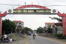 Huyện đang nợ hàng chục tỉ "tiền tiếp khách" lại xin xây tượng đài 20 tỉ