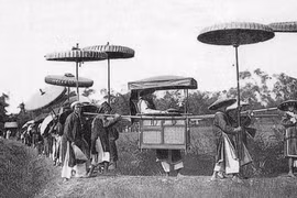 Khám phá những tập tục, tính cách, trang phục… "không giống ai" của người xứ Đàng Trong