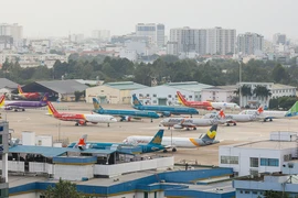 "Ông lớn" hàng không đồng loạt báo lỗ nghìn tỷ, Vietjet lần đầu tiên lỗ nặng vì Covid-19