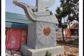 Con hạc Pikachu và 50 tỉ đồng thuế dân