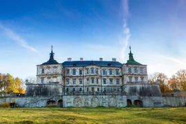 10 lâu đài, cung điện hoàng kim một thuở thành phế tích