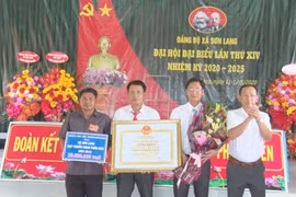 Xã Sơn Lang đạt chuẩn nông thôn mới