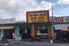 Truy xét đối tượng đu dây vào tiệm vàng lấy trộm hơn 1 tỷ đồng ở huyện Hóc Môn