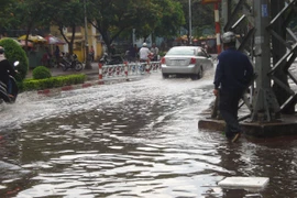 Gia Lai: Mưa lớn nhiều tuyến đường ngập sâu trong nước