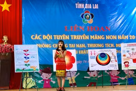 Liên hoan các đội tuyên truyền măng non