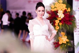 Hoa hậu Việt-gian nan và cạm bẫy: Trong tầm ngắm của đại gia