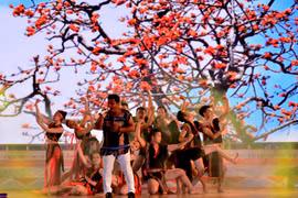 Đêm hội "Sắc thắm Pơ Lang"