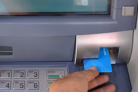 Sắp có thẻ ATM gắn chip đầu tiên ở Việt Nam