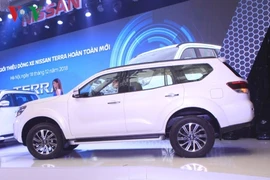 Nissan Terra chính thức ra mắt tại Việt Nam với giá từ 988 triệu đồng