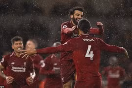 Nhẹ nhàng đánh bại Wolves, Liverpool tiếp tục dẫn đầu Premier League