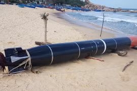 Trung Quốc nói gì về vụ ngư lôi dạt vào bờ biển Phú Yên?