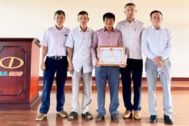 Gia Lai: Khen thưởng 17 tập thể và cá nhân tích cực phòng-chống dịch Covid-19