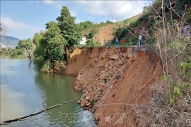 Nhiều tuyến đường ở Kon Tum không đảm bảo an toàn giao thông