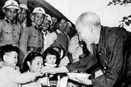 Chuyện về ngày sinh của Bác