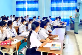 Quan tâm hỗ trợ học sinh lựa chọn môn học ở lớp 10